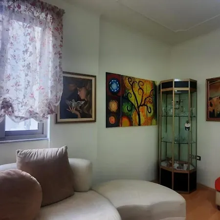 Beautiful Flat In The Center Of Shkodra, Albania Apartment
